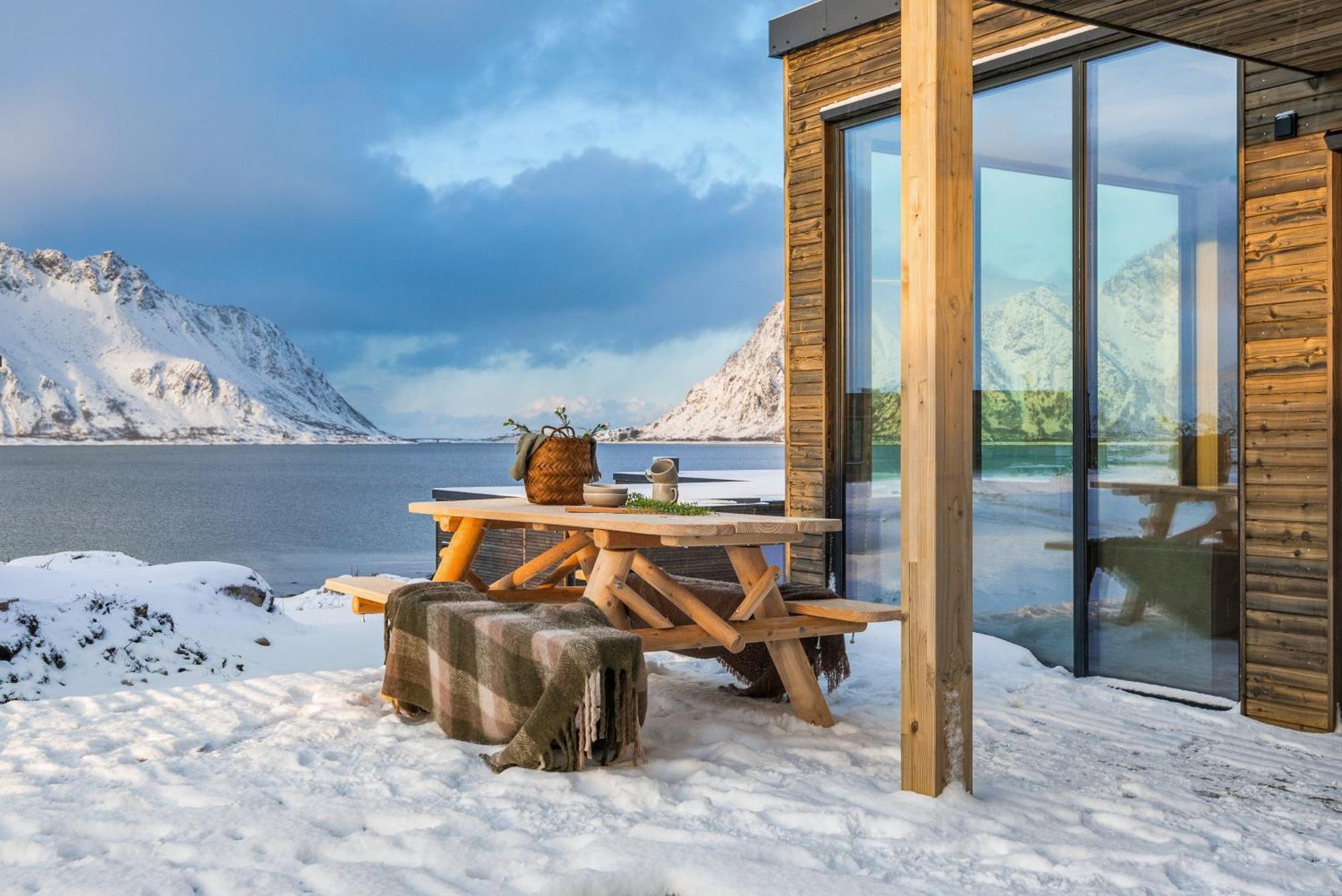 Nydelig Hytte I Unike Lofoten I Naerheten Av Henningsvaer! Lyngvaeret Exterior photo